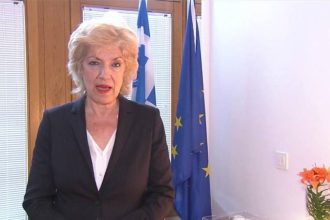 Σία Αναγνωστοπούλου: Η ...ανακάλυψη του κ. Μηταράκη