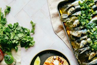 Tacos με χταπόδι και σαλάτα