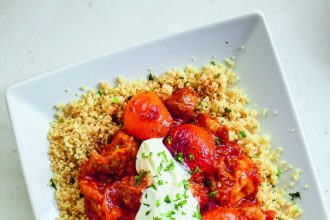 Tαζίν με αρνάκι και βερίκοκα