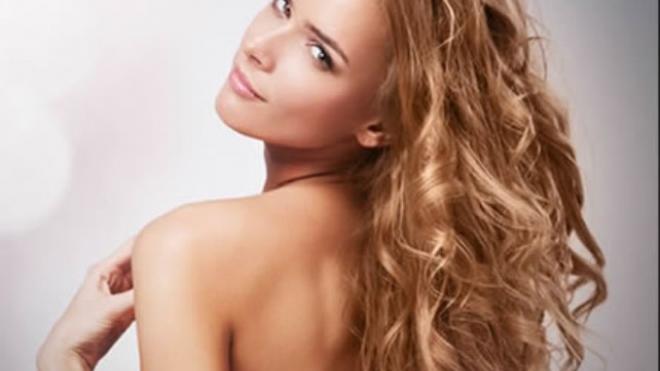 Φτιάξτε ανάλαφρες μπούκλες χωρίς να ξοδέψεις ούτε 1 ευρώ!