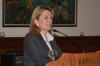 Αναστασία Τογιοπούλου: Θύμα "ιού" η Αντιδήμαρχος Πατρέων