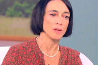 Έλενα Τοπαλίδου: Ποζάρει ημίγυμνη στο Instagram