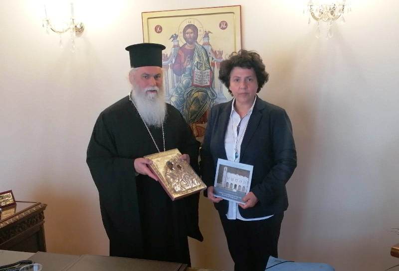 Τον Μητροπολίτη Αιγιαλείας κ. Ιερώνυμο επισκέφθηκε η υπ. βουλευτής της ΝΔ Αχαΐας Αθηνά Τραχήλη