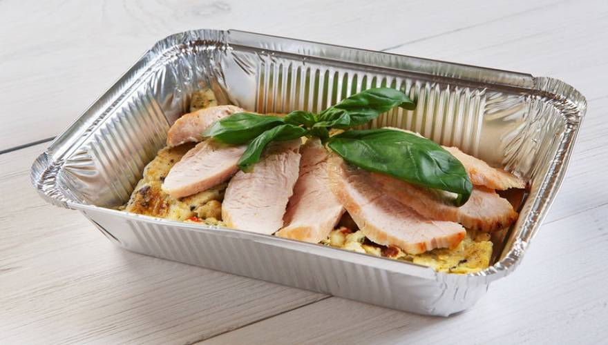 Πόση ώρα αντέχει το φαγητό εκτός ψυγείου το καλοκαίρι;