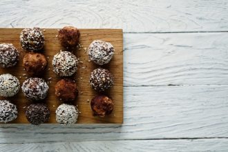 Σοκολατένιες τρούφες με πορτοκάλι