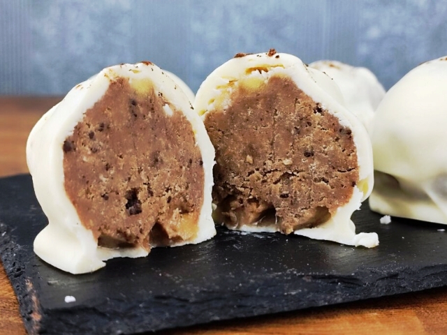 Τρουφάκια μήλου χωρίς ζάχαρη