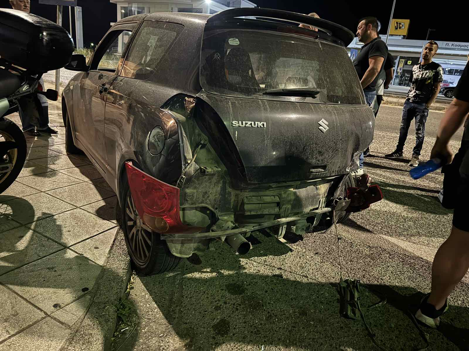 Αγρίνιο: Σφοδρό τροχαίο στην εθνική οδό – στο νοσοκομείο νεαρός δικυκλιστής