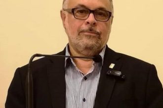 Αρνούμαι! Τι δεν καταλαβαίνεις Δήμαρχε;