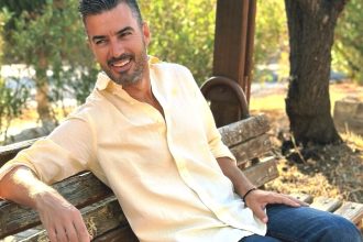 Τσιμιτσέλης: Η αναφορά στην Λασκαράκη & το ενδεχόμενο να αποκτήσει δεύτερο παιδί - «Αν έρθει, καλώς…»