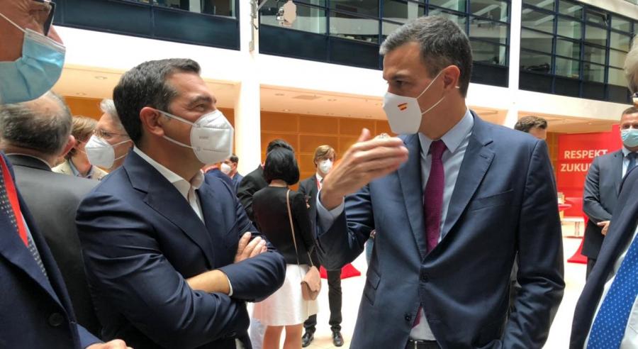 Αλέξης Τσίπρας: Τι είπε σε "πηγαδάκι" με Σάντσεθ και Λέτα στο Βερολίνο