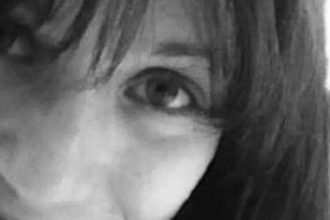 Τα χειροκροτήματα δεν φροντίζουν το νοσηλευτικό προσωπικό