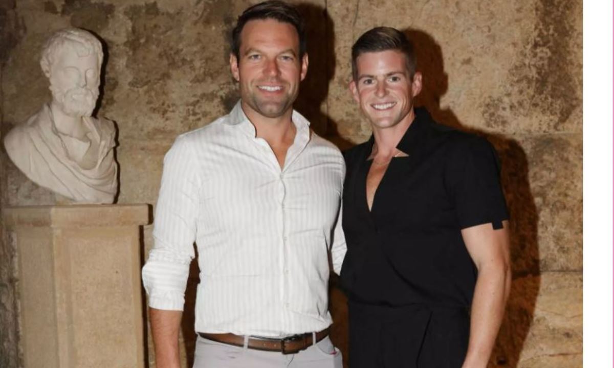 Στο πάρτι του Sodade για τον γάμο των ομόφυλων ζευγαριών ο Στέφανος Κασσελάκης μαζί με τον Τάιλερ