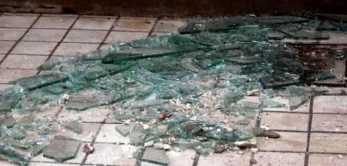 Πάτρα: "Κατέβασαν" βιτρίνες κρεοπωλείου ανήμερα την Τσικνοπέμπτη