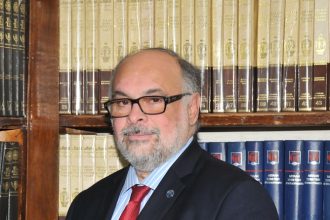 1832: Η Πάτρα αυτονομείται ‘Τοπική κυβέρνηση’ υπό τον Κίτσο Τζαβέλλα