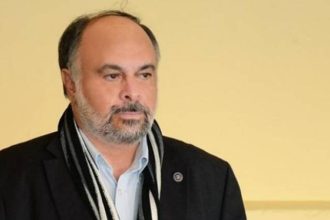 Όταν ο Δήμαρχος Πελετίδης, ανακάλυψε(;) το "Ευαγγέλιο" της πόλης