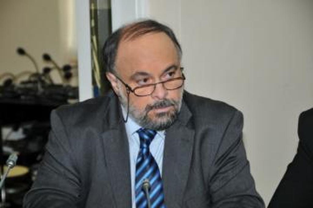 17 Νοέμβρη: Δίχως τουφέκι και σπαθί, με το ήλιο στο μέτωπο