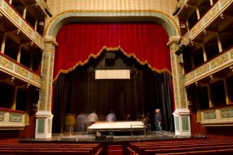 Ακρόαση ηθοποιών για το Άρμα Θέσπιδος του ΔΗ.ΠΕ.ΘΕ. Πάτρας