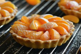 Τάρτα με φρέσκα βερίκοκα