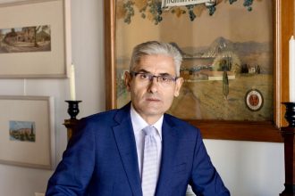 Ή αλλάζουμε την Αστυνομία, ή βουλιάζουμε στην ανομία