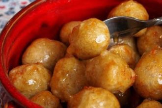 Συνταγή για σπιτικούς λουκουμάδες με 3 υλικά!