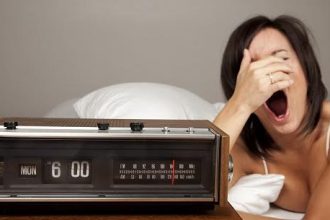 Ξυπνάς και νιώθεις κουρασμένη; Tips για φουλ ενέργεια!