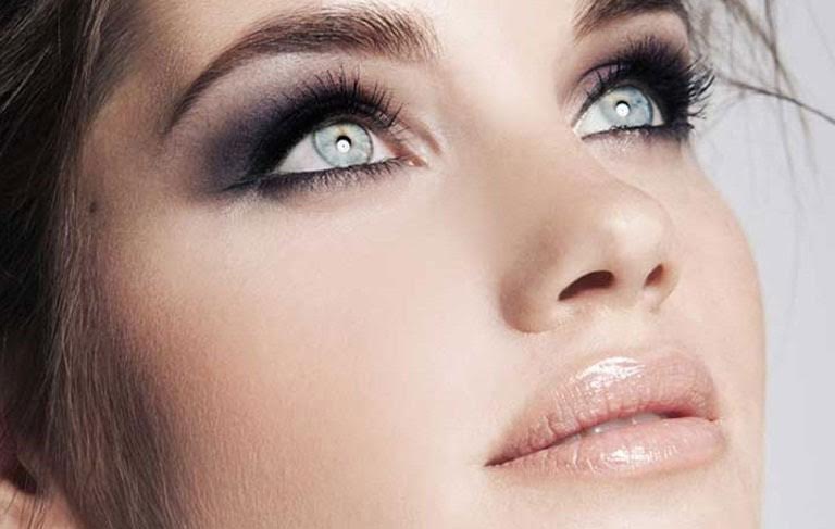 Οι ειδικοί μιλούν: Έτσι θα αποκτήσεις τέλειες βλεφαρίδες