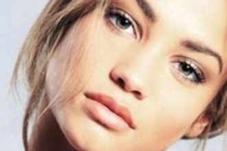 Αυτή είναι η μάσκα των διασήμων για λαμπερό δέρμα!