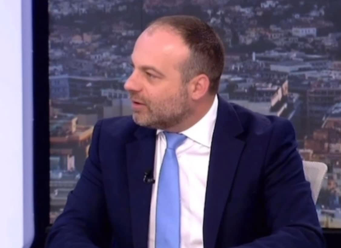 Θέμης Μπάκας: Σχόλιο με αφορμή ανατροπή λεωφορείου στα Καλάβρυτα