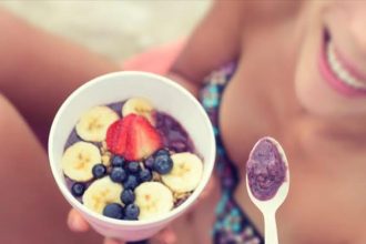 Πας παραλία; Αυτά είναι τα υγιεινά σνακ που μπορείς να φας!