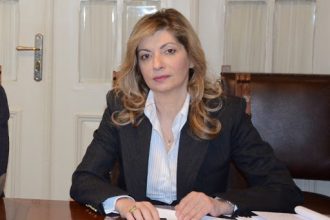 Η Βίβιαν Σαμούρη κατά όσων "τα βάζουν" με τους πολίτες...