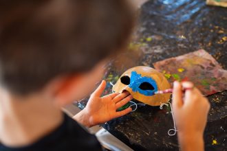 Γέμισαν οι Καρναβαλουπόλεις του Σαββατοκύριακου (ΦΩΤΟ)