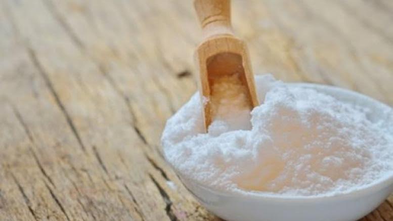 Μάθε τι θα πάθεις αν βάλεις σόδα στα πόδια σου!