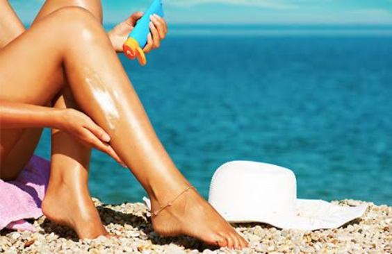 Εσύ γνωρίζεις τι παθαίνεις αν χρησιμοποιήσεις το περσινό αντιηλιακό σου;