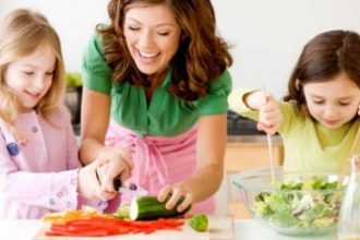 Νηστεία και παιδί: Τι μπορεί να φάει τη Μεγάλη Εβδομάδα