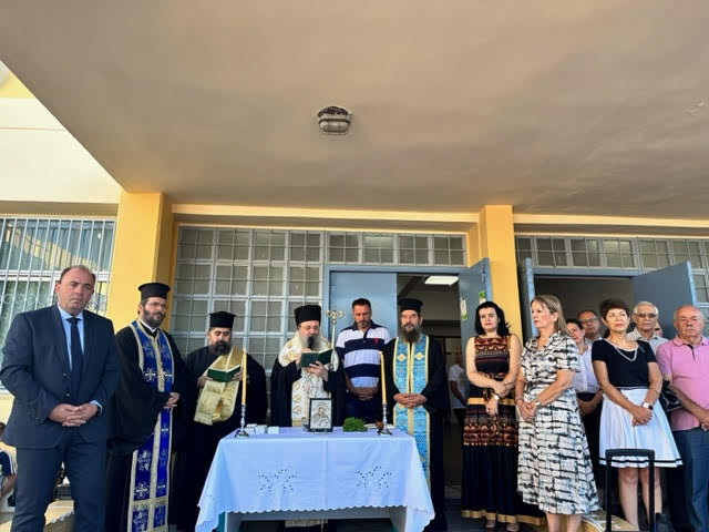 Ο Μητροπολίτης Πατρών στους Αγιασμούς για την έναρξη της νέας σχολικής χρονιάς