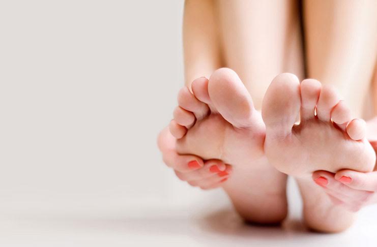 Έσκασαν οι φτέρνες σου; Αυτή είναι η θαυματουργή μάσκα