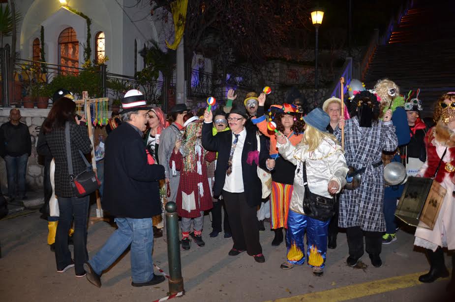 Την Παρασκευή παρέλαση της Μπούλας και Καντάδες των Λευκαδιών εν Πάτραις