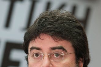 Περικοπές ΕΚΑΣ: Αποκαλύπτεται η αναλγησία της ψευτο-αριστερής κυβέρνησης ΣΥΡΙΖΑΝΕΛ