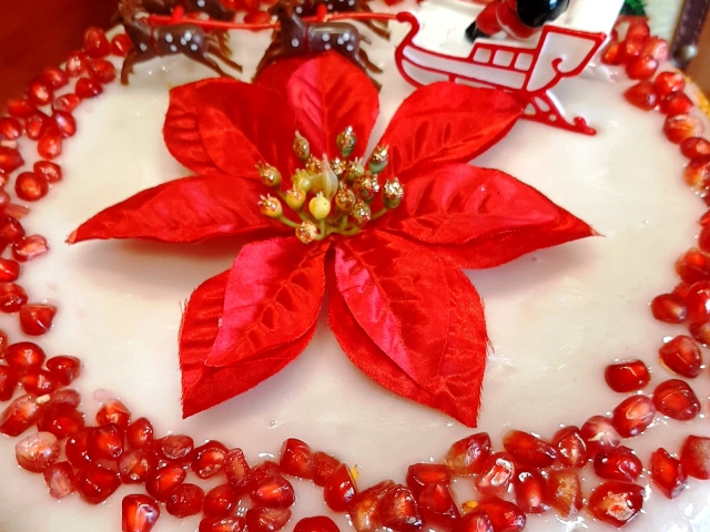 Βασιλόπιτα με μανταρίνια και μαστίχα