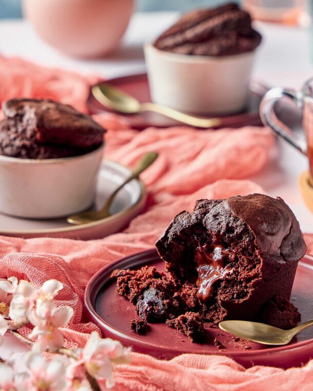 Σοκολατένια lava cakes, vegan