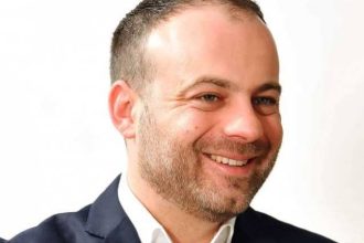 Ανοίγουμε το κόμμα στην κοινωνία