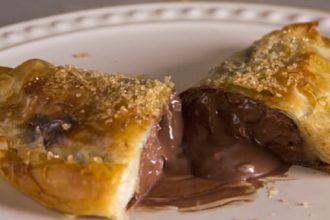 Γρήγορο calzone σοκολάτα μπανάνα