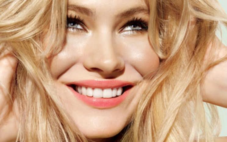 Όσα ΔΕΝ πρέπει να κάνεις αν έχεις βαμμένα ξανθά μαλλιά