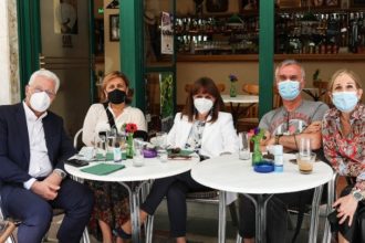 ΠτΔ για το άνοιγμα της εστίασης: Ξαναζούμε μικρές χαρές της καθημερινότητας