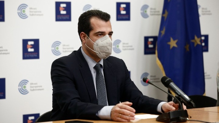 Θ. Πλεύρης: Οι υγειονομικοί που δεν θα εμβολιαστούν δεν έχουν θέση στο ΕΣΥ