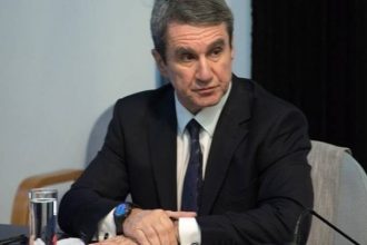 Σαμαράς και Βενιζέλος παρουσιάζουν… το νέο βιβλίο του Ανδρέα Λοβέρδου