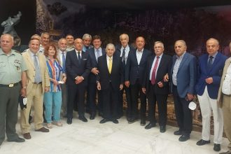 O Γιάννης Βαρβιτσιώτης δώρισε 63 όπλα «κειμήλια» στο Πολεμικό Μουσείο
