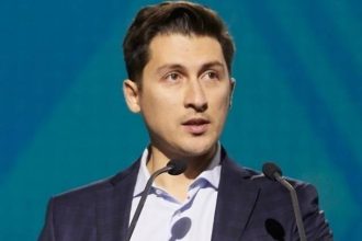 Χρηστίδης: Ο αρχιμανδρίτης στοχοποίησε την οικογένειά μου – Στη φαντασία του το περιστατικό που περιγράφει