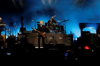 Ο Πολ ΜακΚάρτνεϊ και ο Ρίνγκο Σταρ ξανά μαζί σε συναυλία