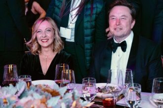 Ίλον Μασκ: «Δεν έχω ρομαντική σχέση με την Τζόρτζια Μελόνι